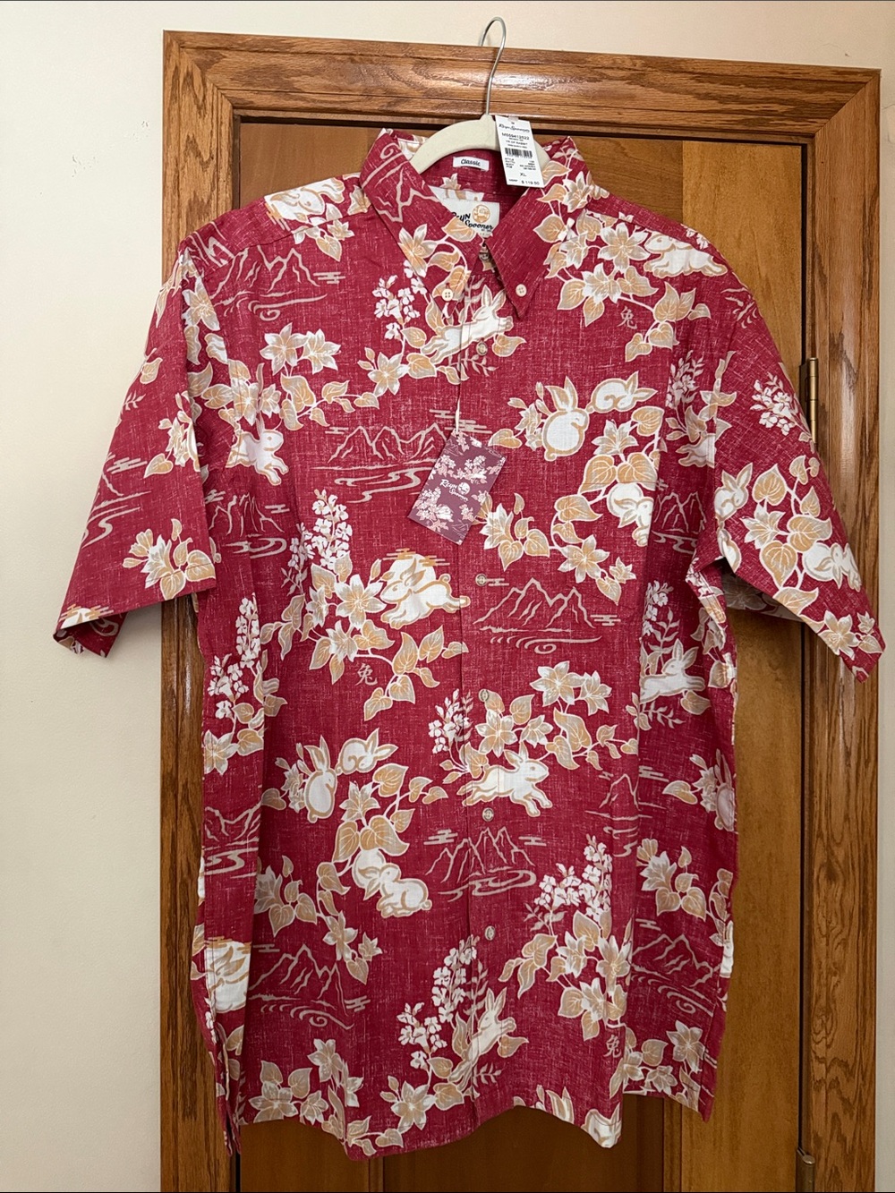 Reyn Spooner Red Floral Short Sleeve Button-Down Shirt. Year of Rabbit
